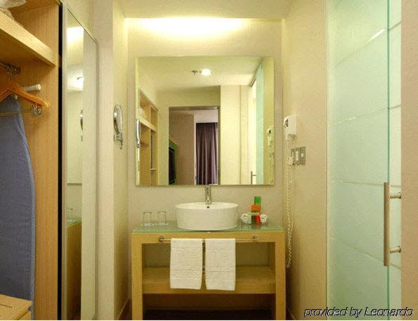 Nh Valle Dorado 4*