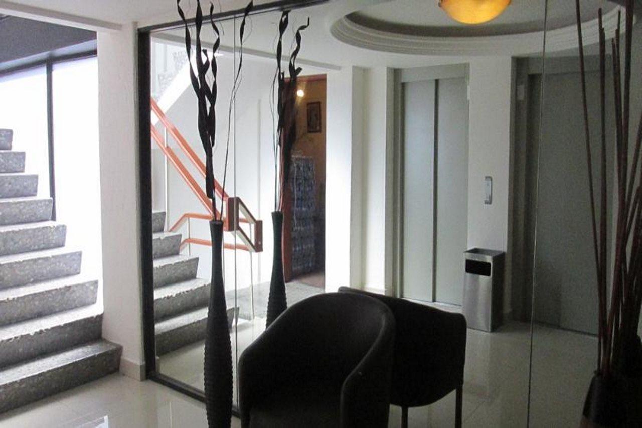 Premier Hotel