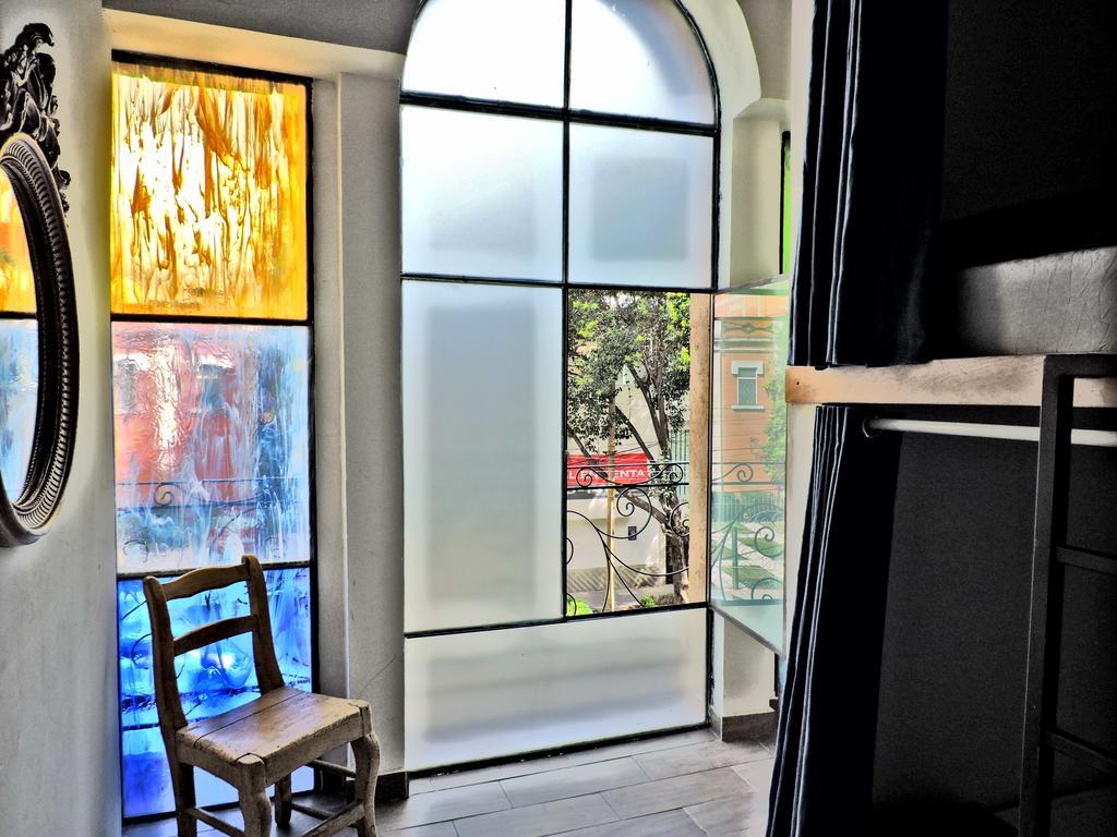 Hostal Capsule