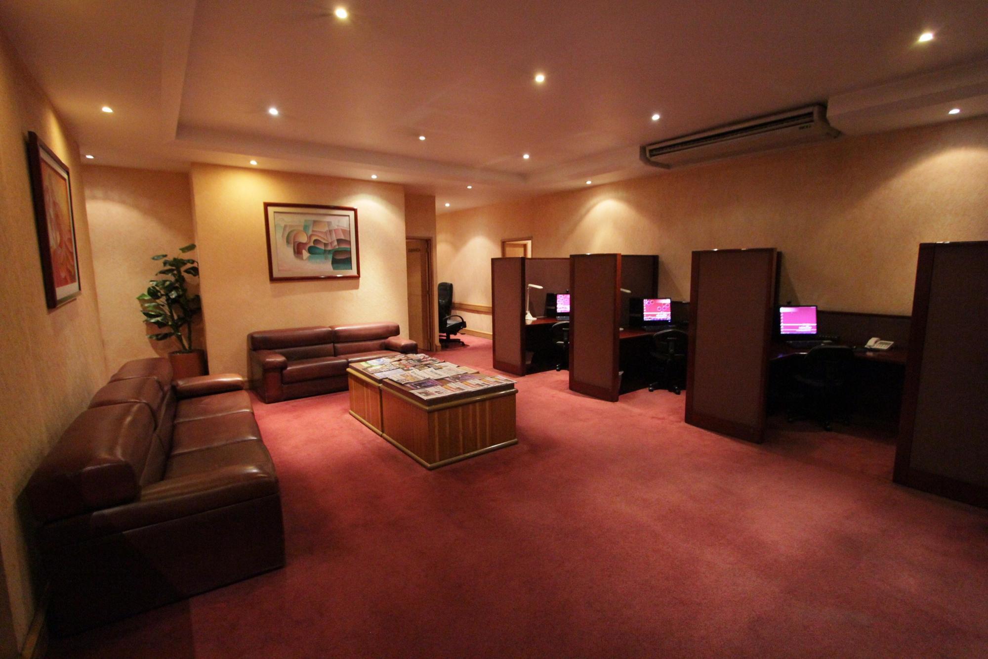 Hotel Sevilla Palace 4*
