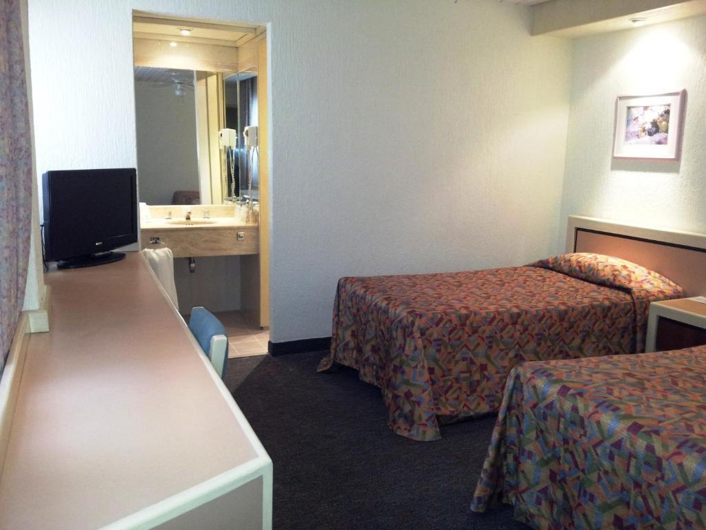 Fleming Hotel 3*