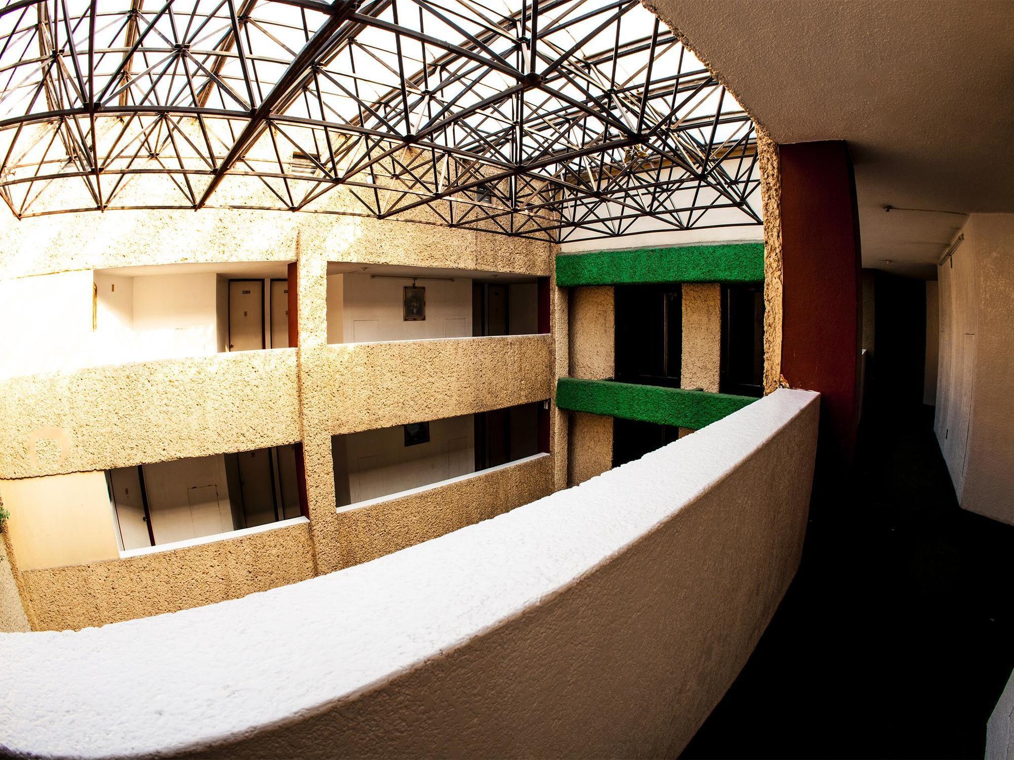 Plaza Madrid Hotel 4*