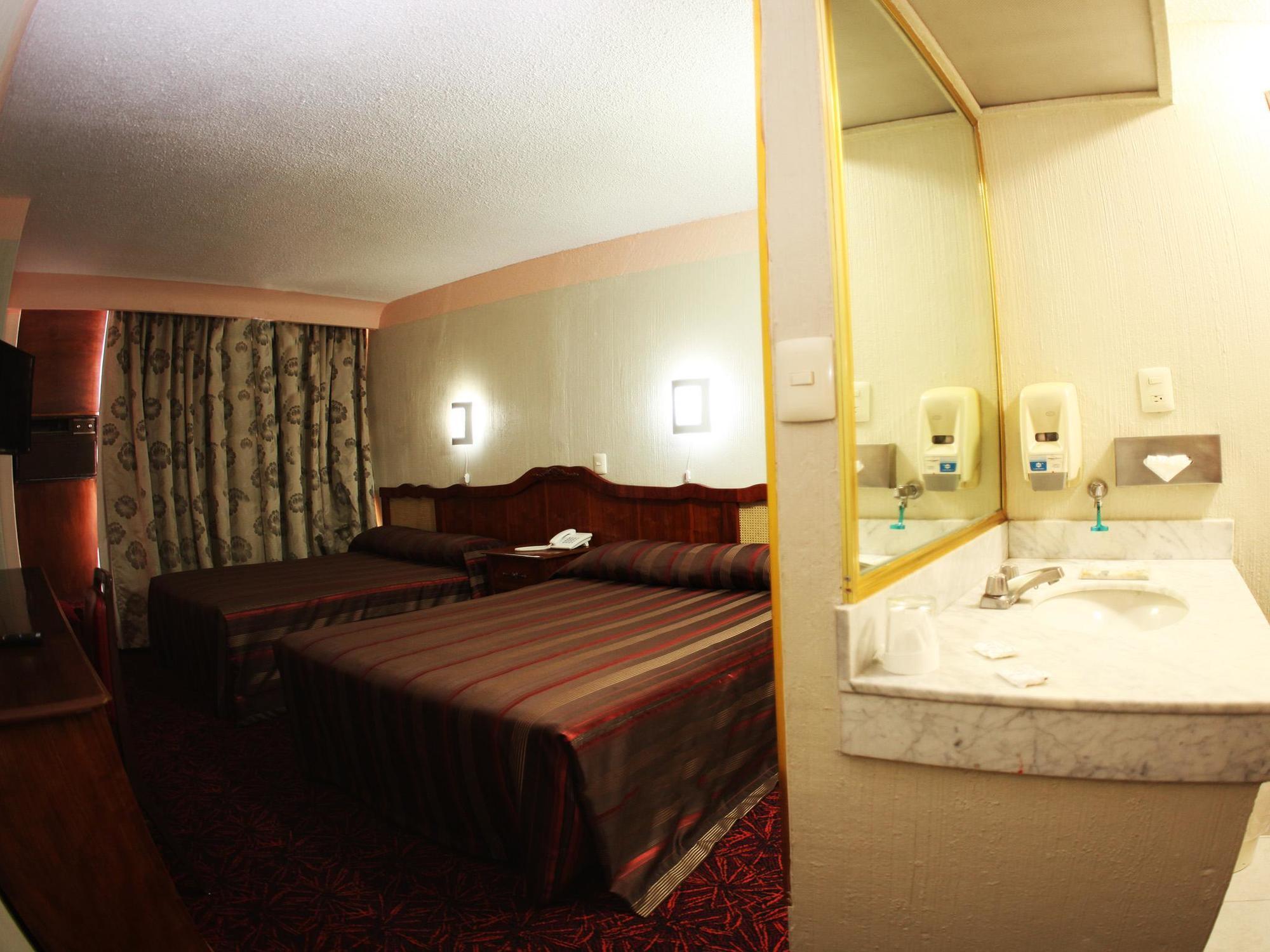 Hotel Plaza Madrid Mexico City