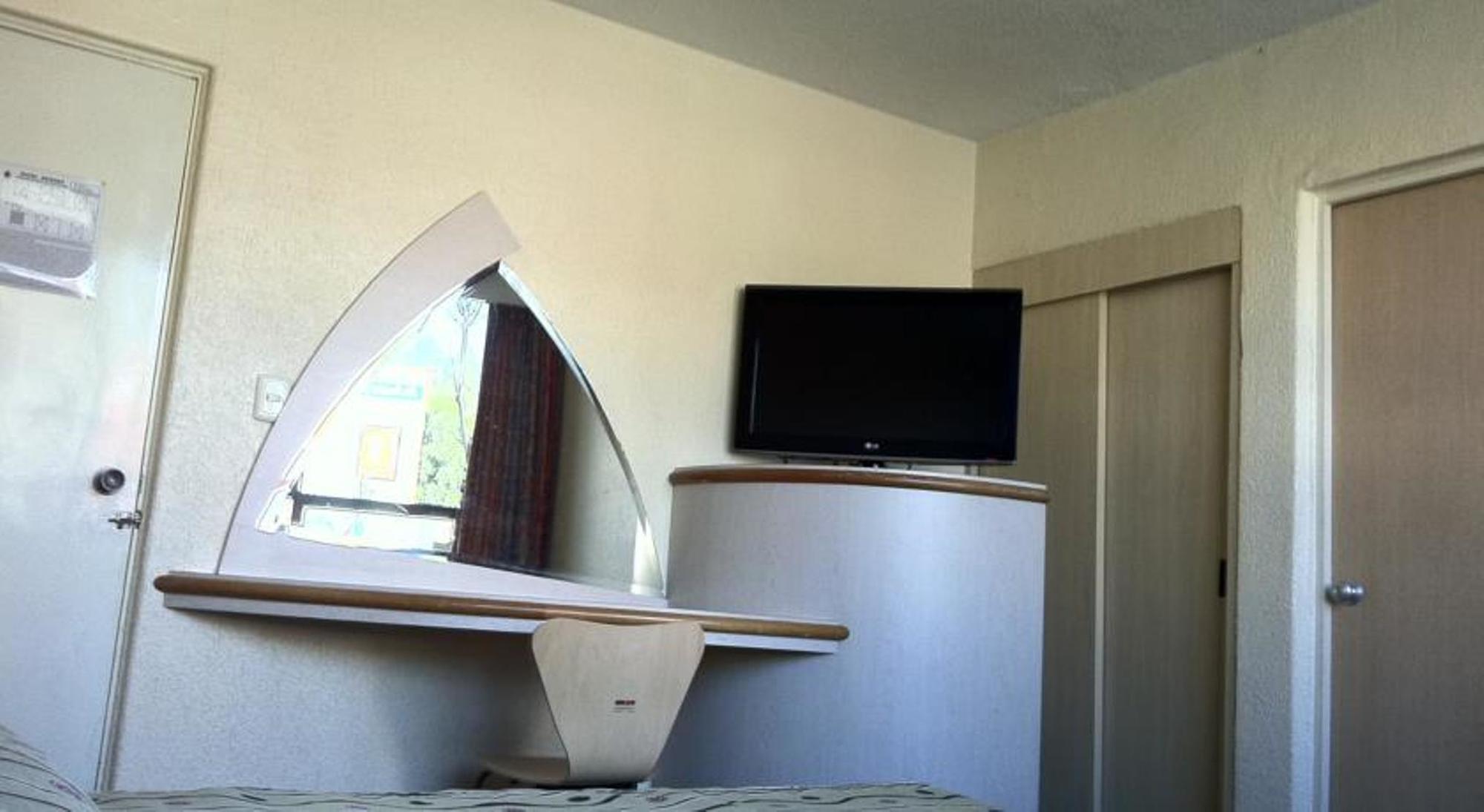 Hotel Arizona 3*