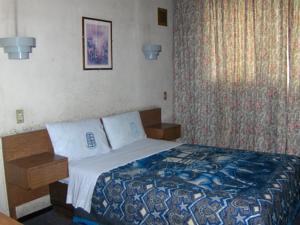 Polly Hotel 2*
