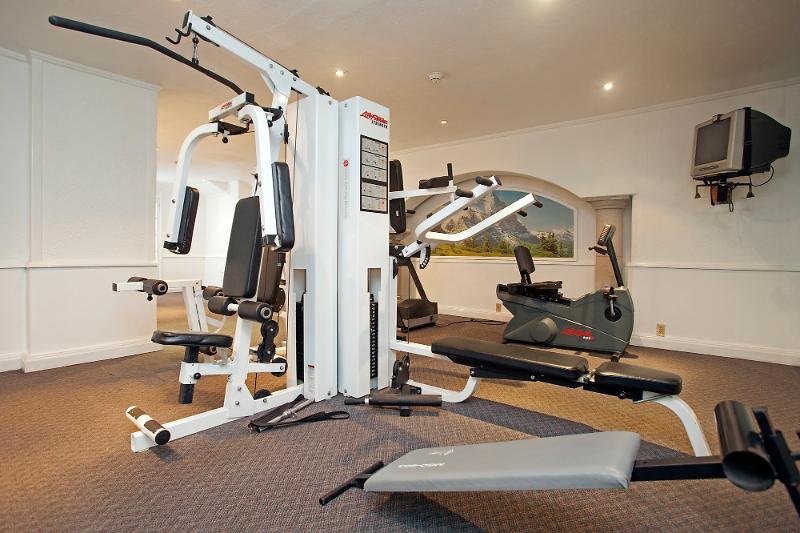 Pf Hotel 4*