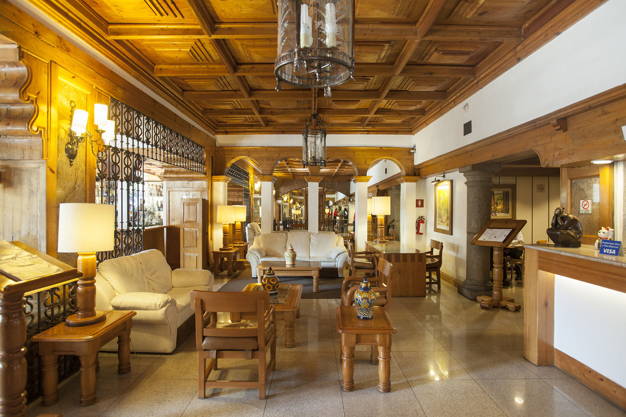 Pf Hotel