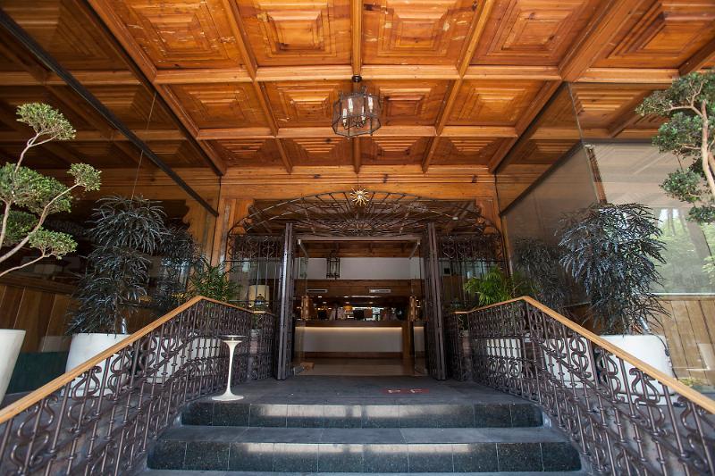 Pf Hotel 4*