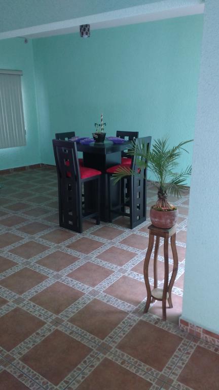 Azteca Casa de hóspedes 2*
