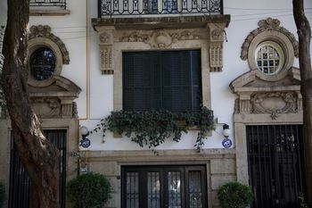 Nima Local House &