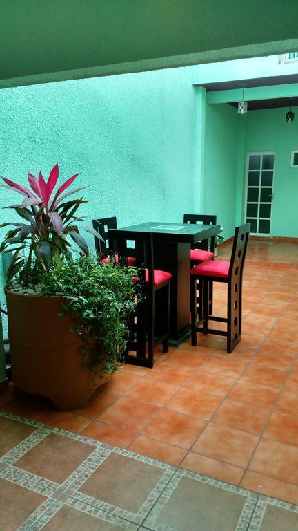 Azteca Casa de hóspedes 2*