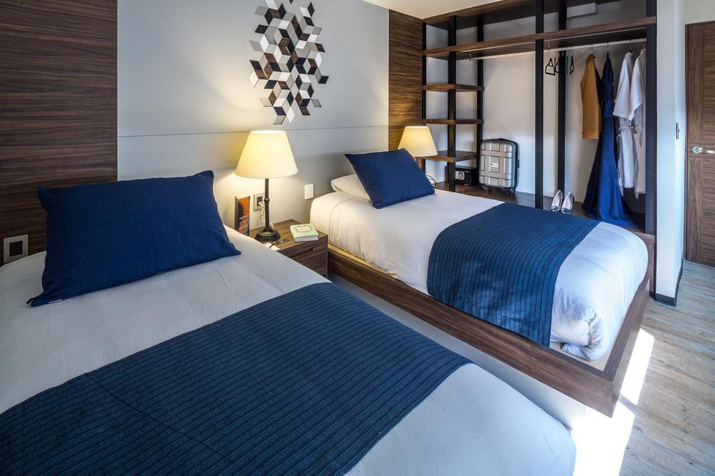 Flowsuites Wtc Apartahotel 4*