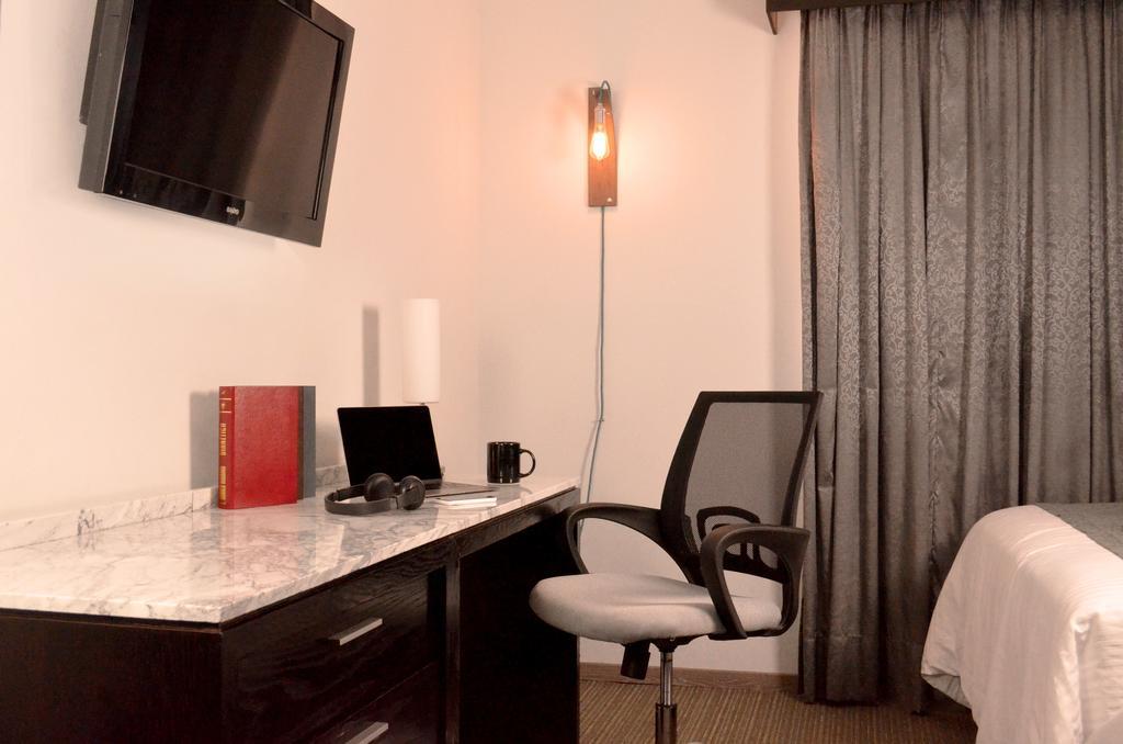 Laila Cdmx Reforma Hotel