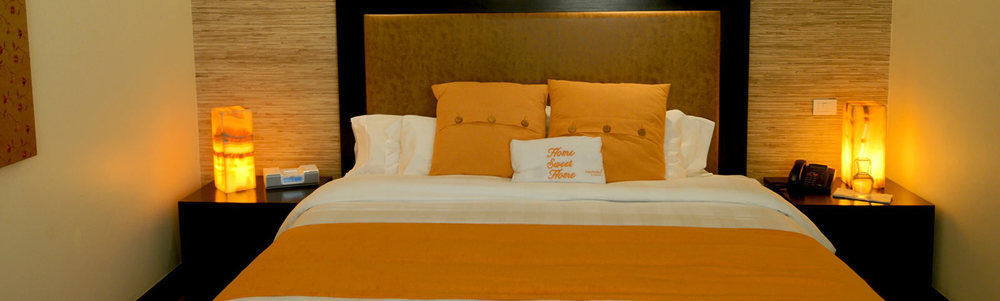 Aparthotel Hausuites 4*