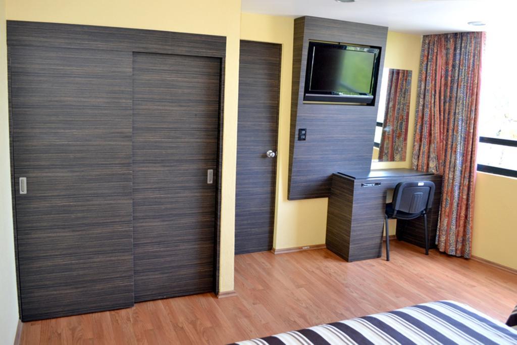 Hotel Arizona 3*