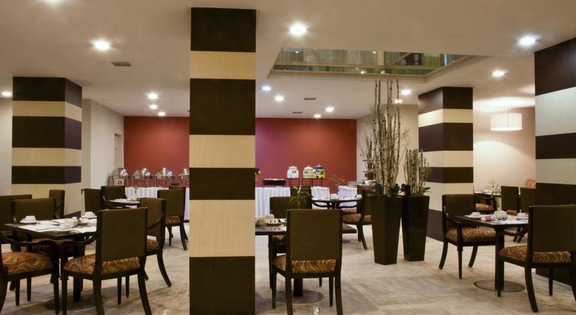Royal Reforma 4*
