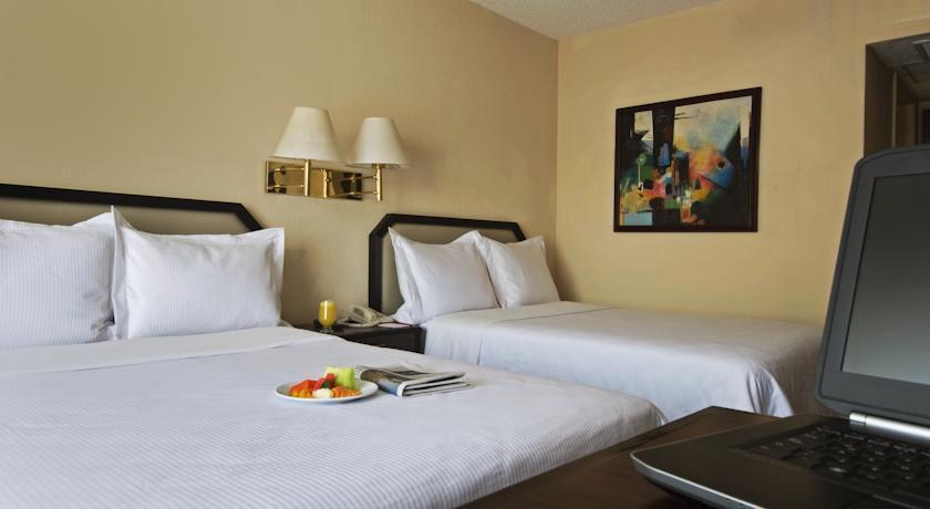 Fiesta Aeropuerto Cd Hotel 3*