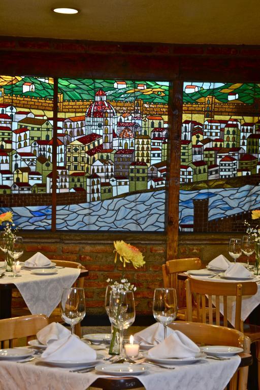 Hotel Pf 4*