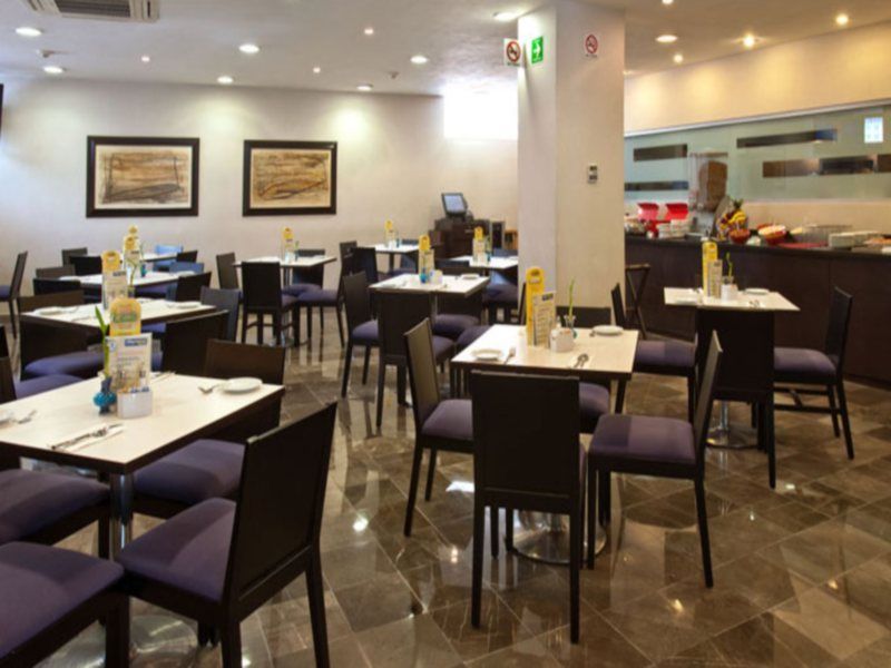 Hotel Express By Marriott Ciudad De Ebc Reforma 4*