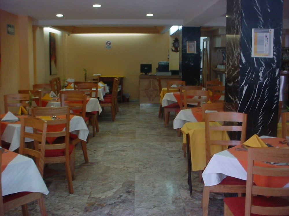 San Diego Hotel 3*