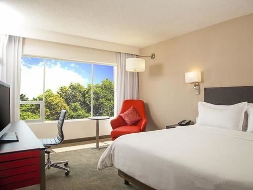 Hotel Fiesta Aeropuerto Cd 3*