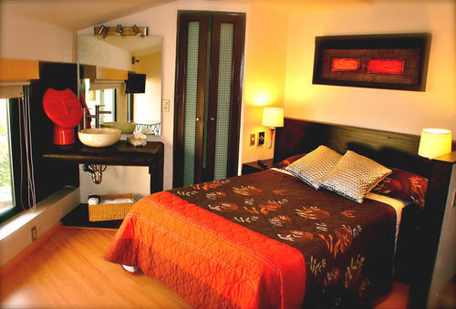 Hotel Aztic And Executive