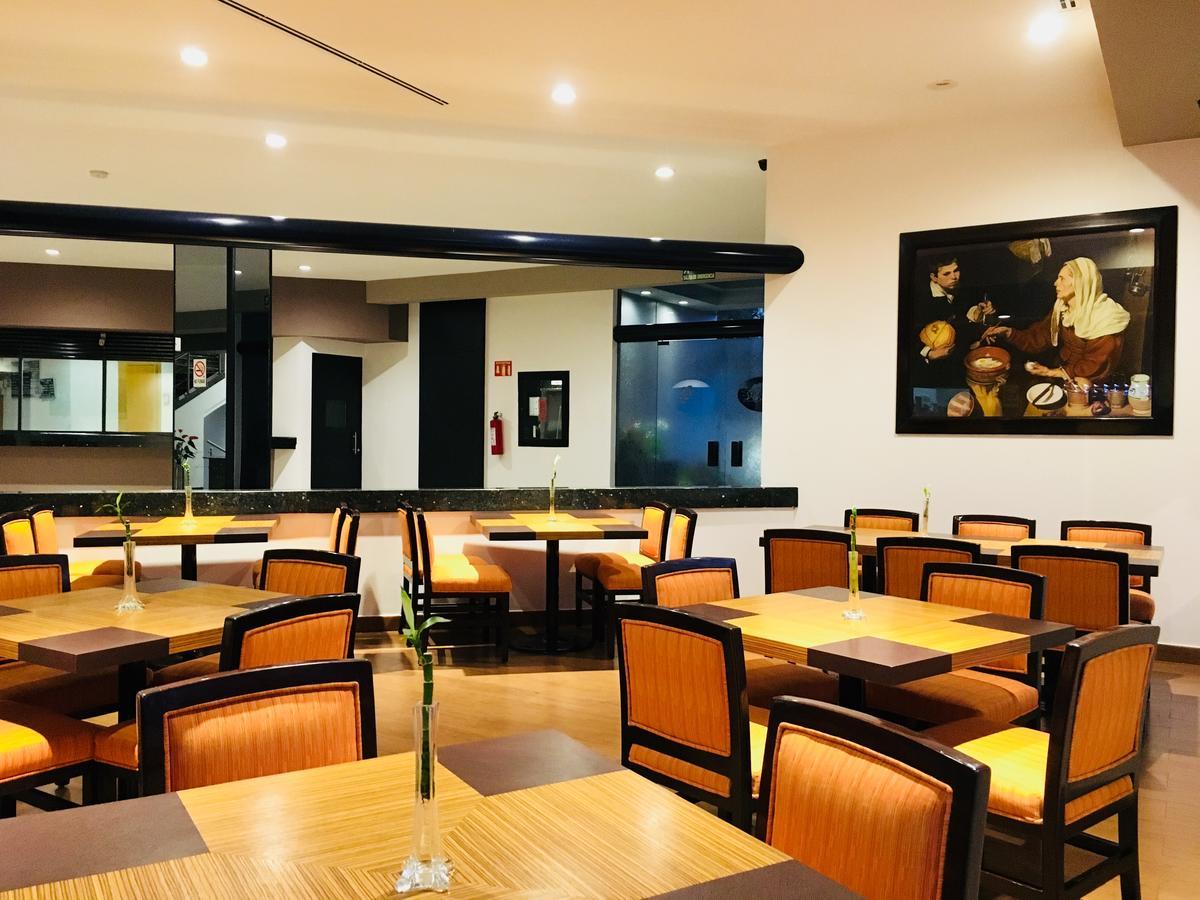Hotel Harare Mexico City