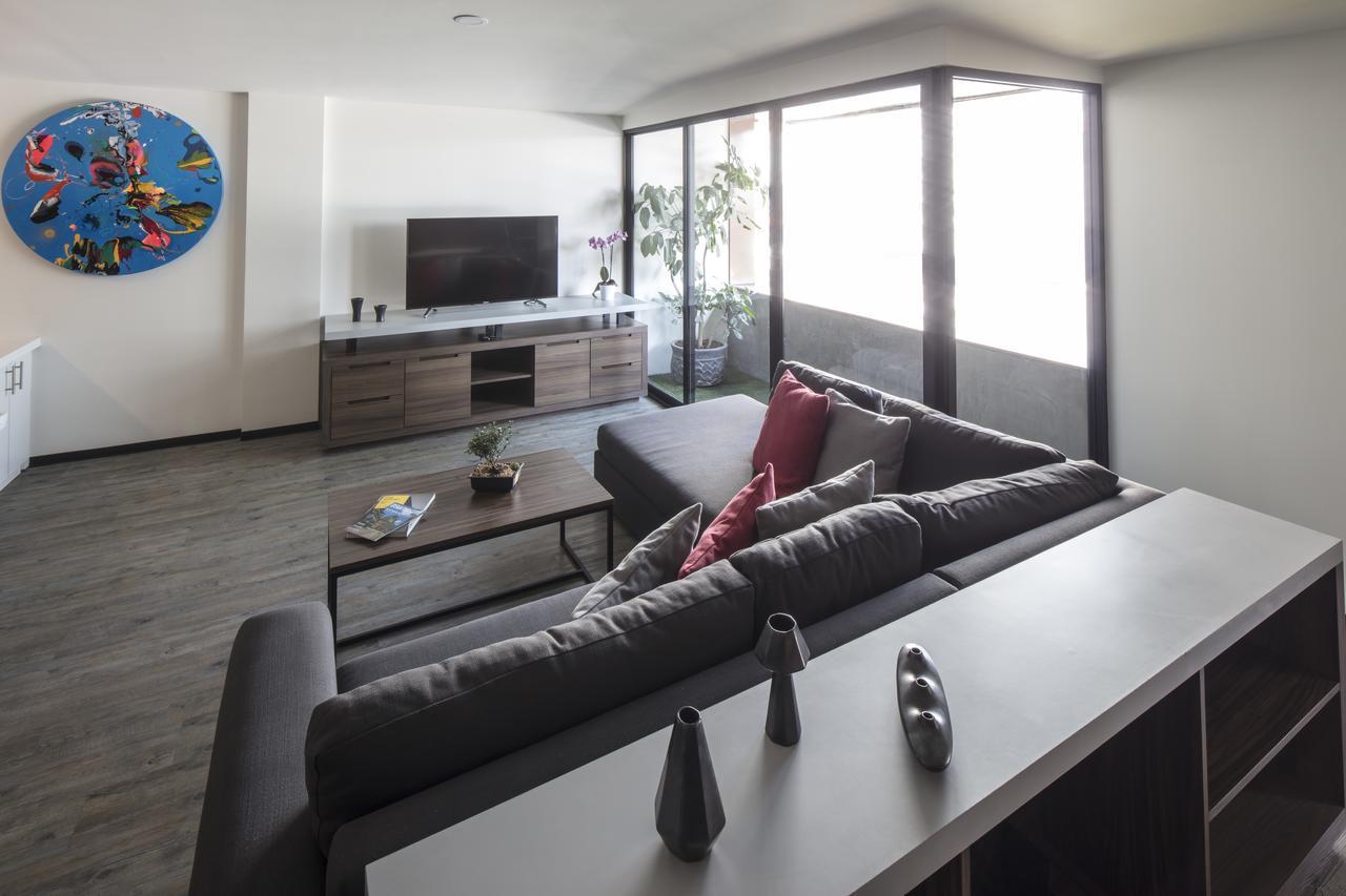 Flowsuites Wtc Apartahotel