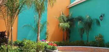 & Panama Hotel