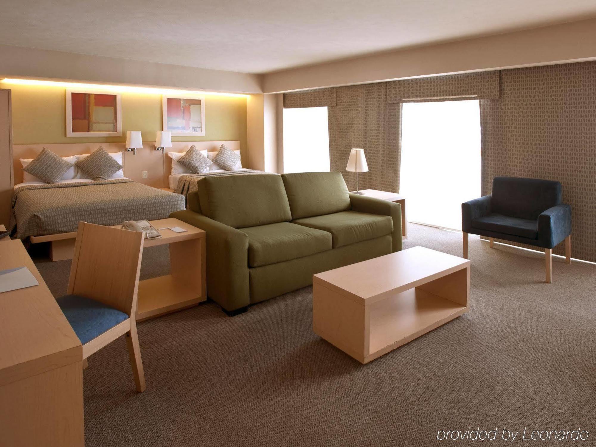 Hotel Express By Marriott Ciudad De Ebc Reforma 4*