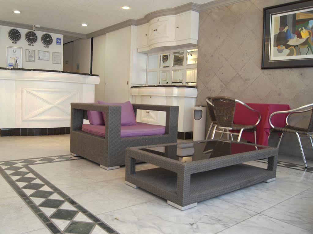 Flowsuites Wtc Apartahotel 4*