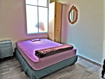 Hostal Capsule *