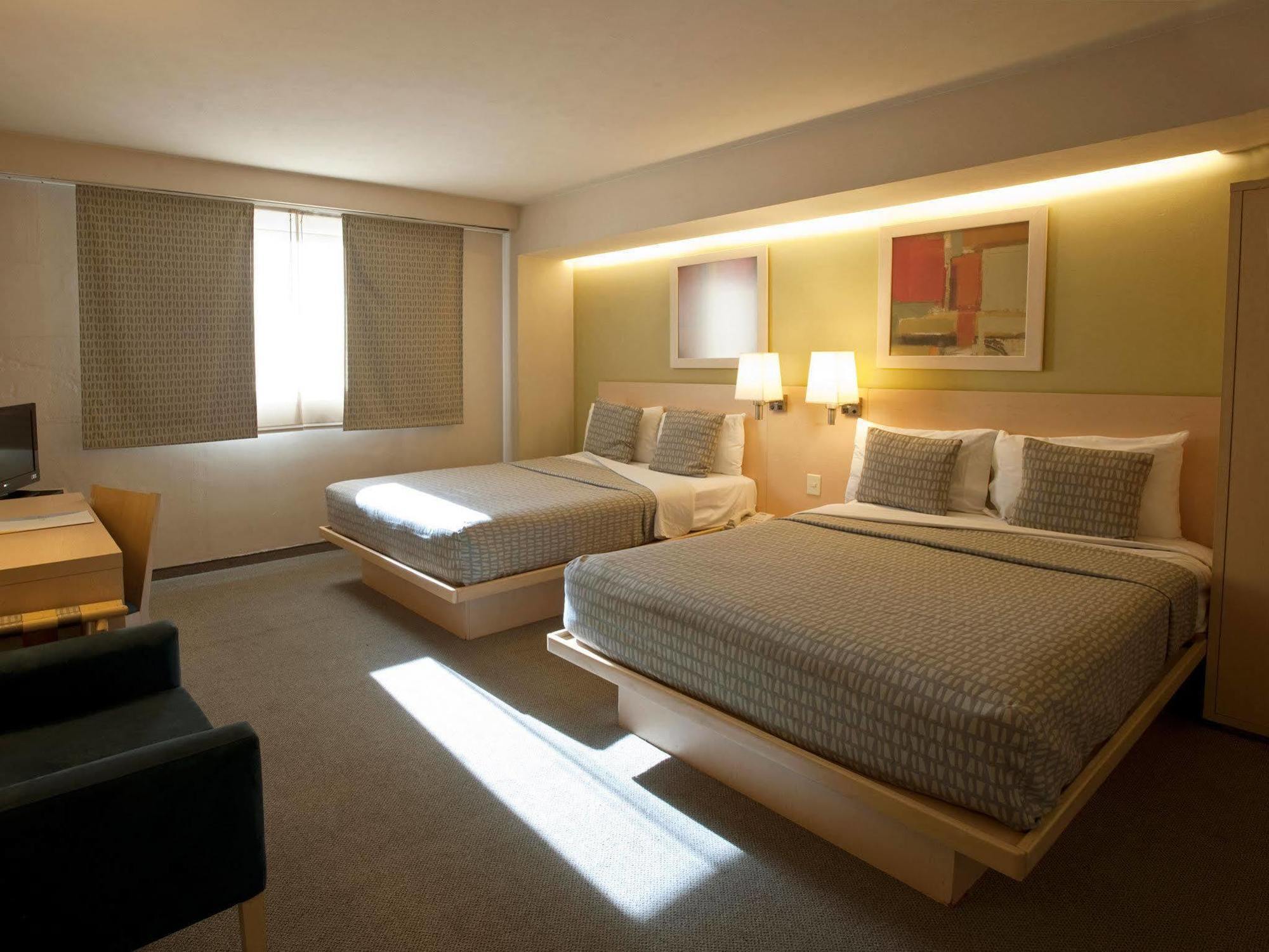 Express By Marriott Ciudad De Ebc Reforma Hotel 4*