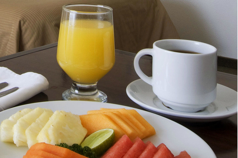 Hotel Fiesta Plaza Aeropuerto 4*