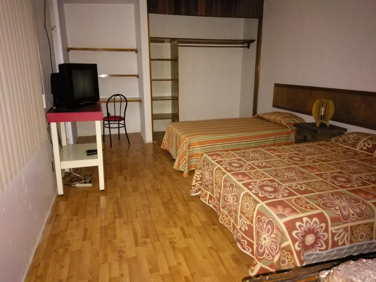Anys Hostal Guest house