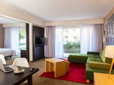 Fiesta Aeropuerto Cd Hotel