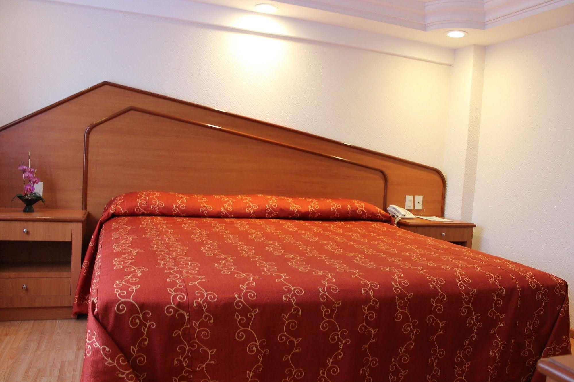 Premier Hotel