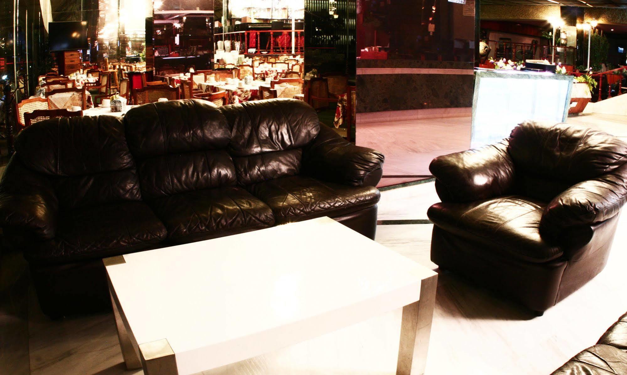 Hotel Plaza Madrid Mexico City