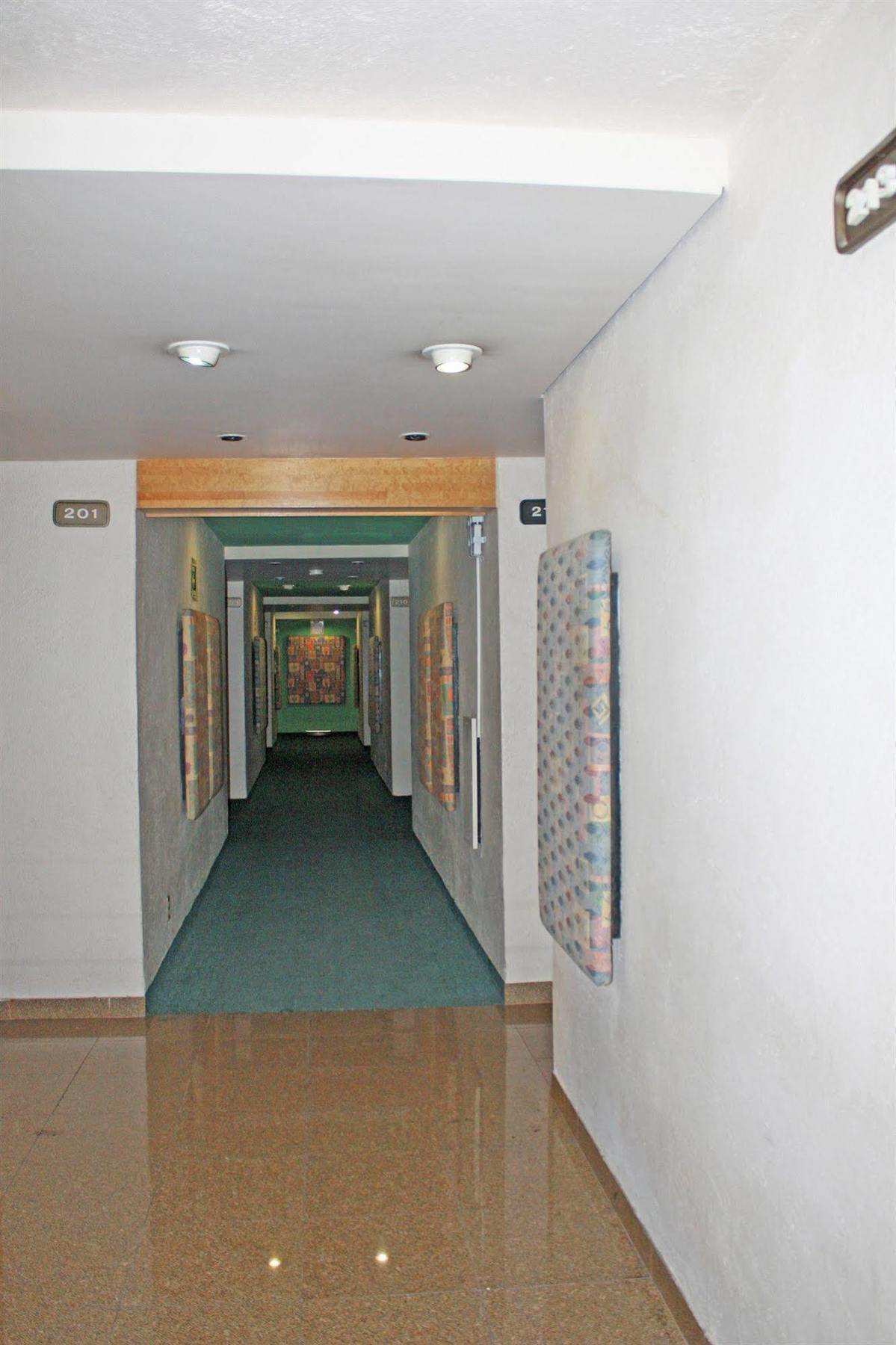 Oyo Hidalgo Hotel 3*