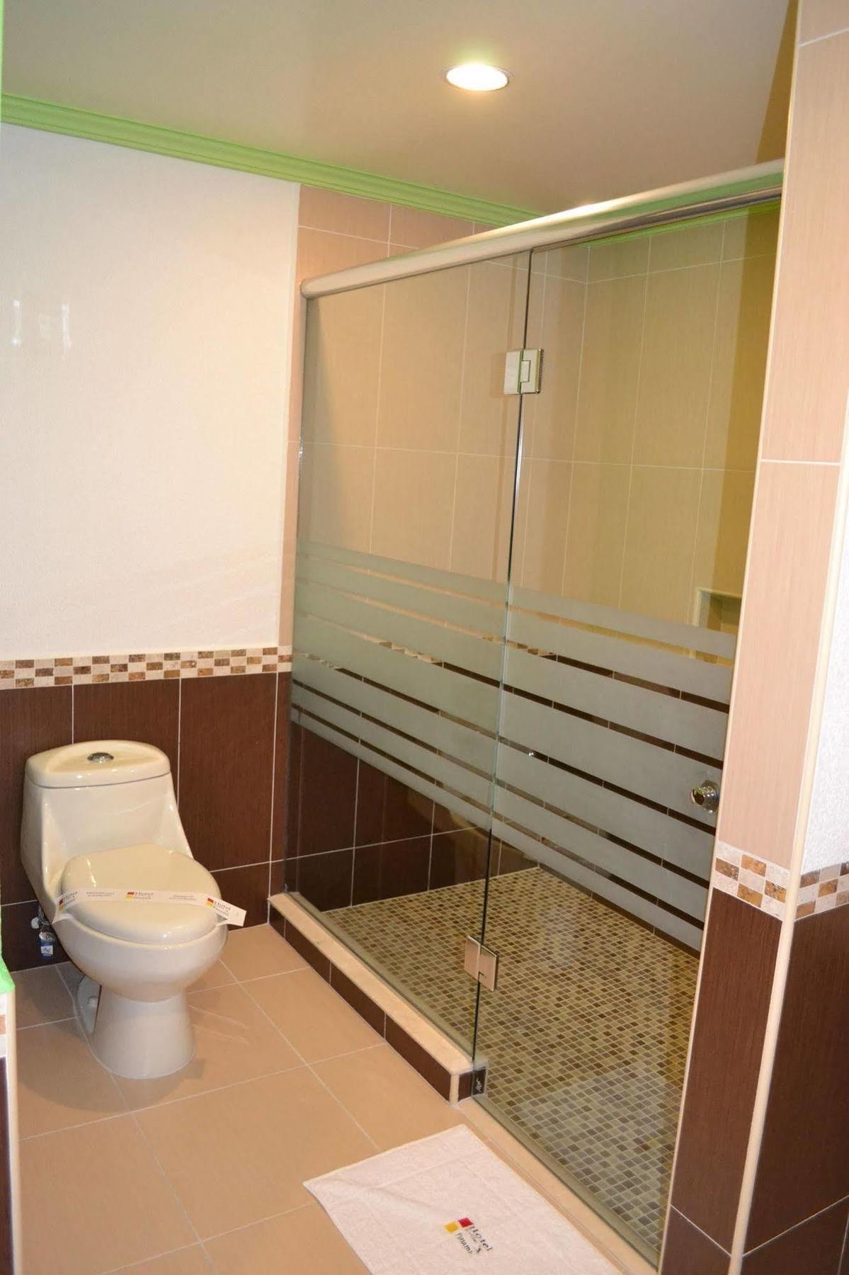 Hotel & Panama 4*