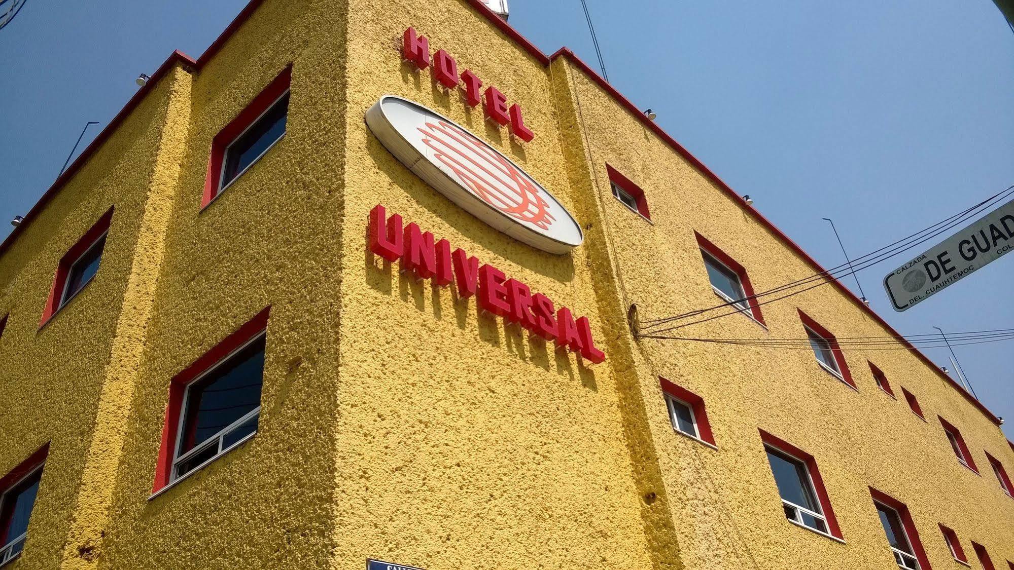 Universal Hotel *