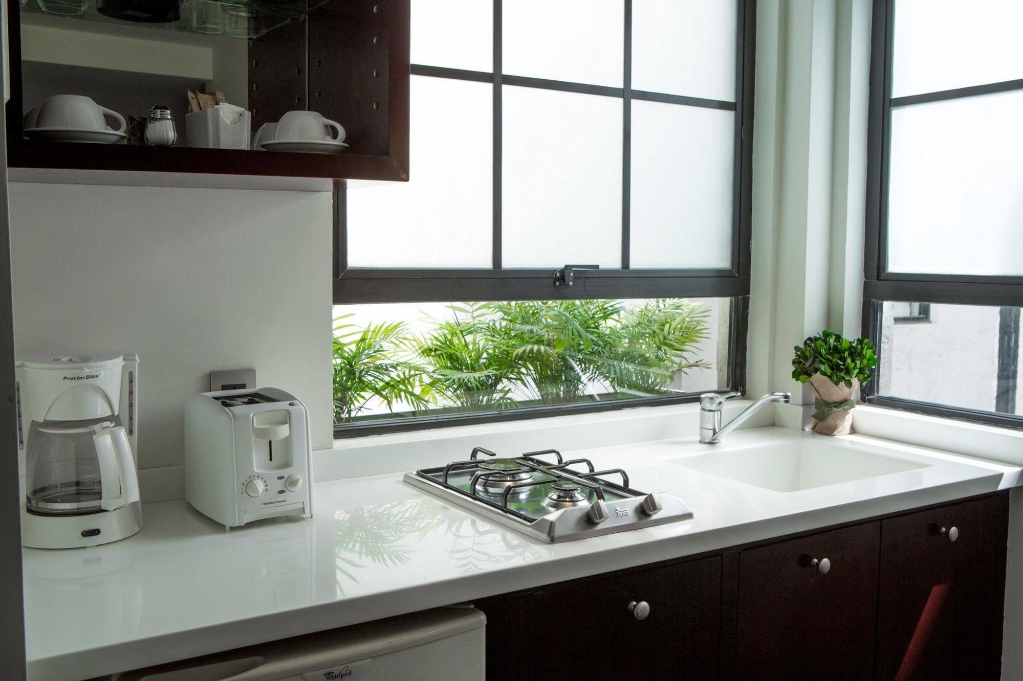Flowsuites Polanco 4*