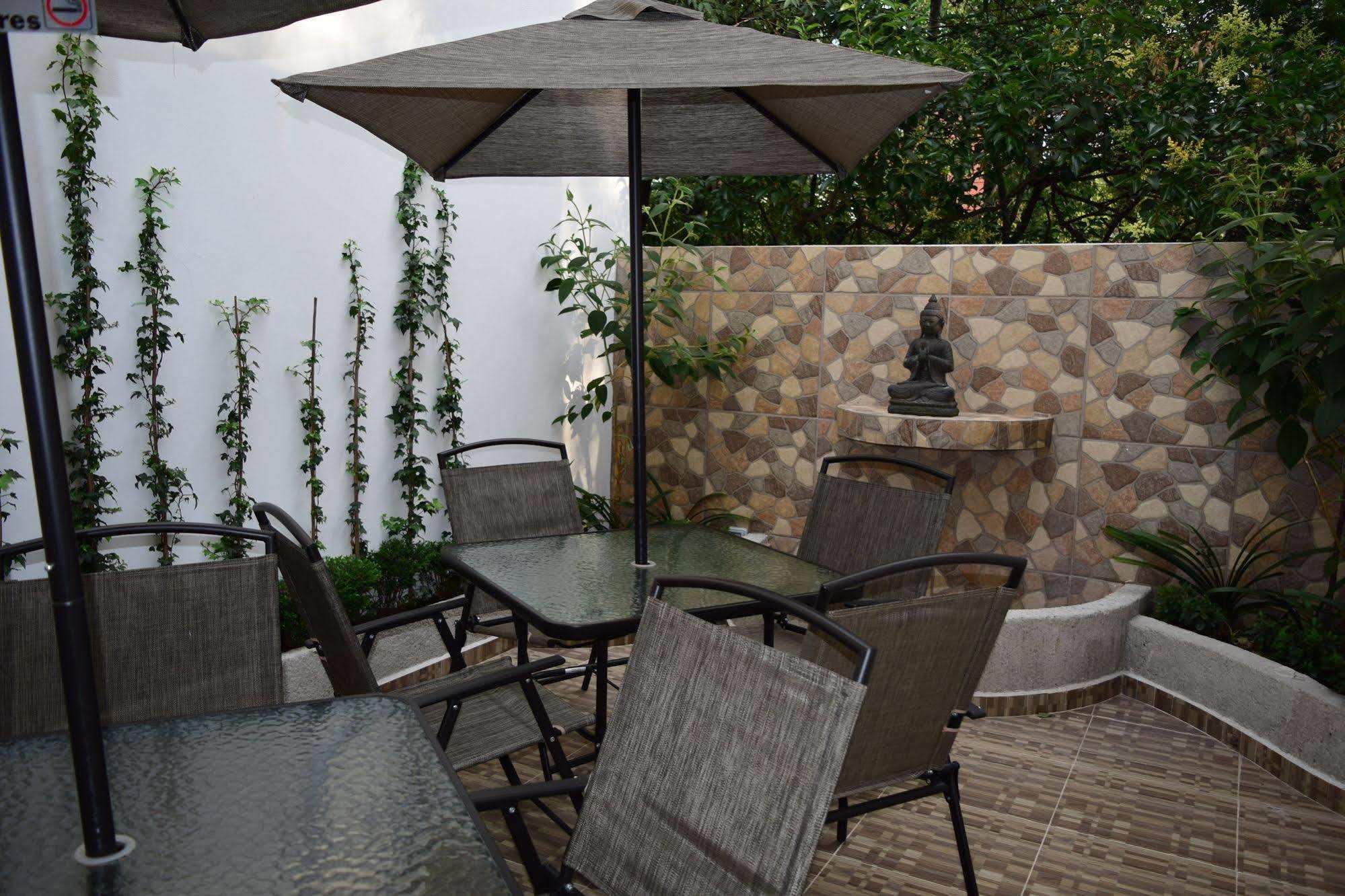 Condesa 185 Hotel