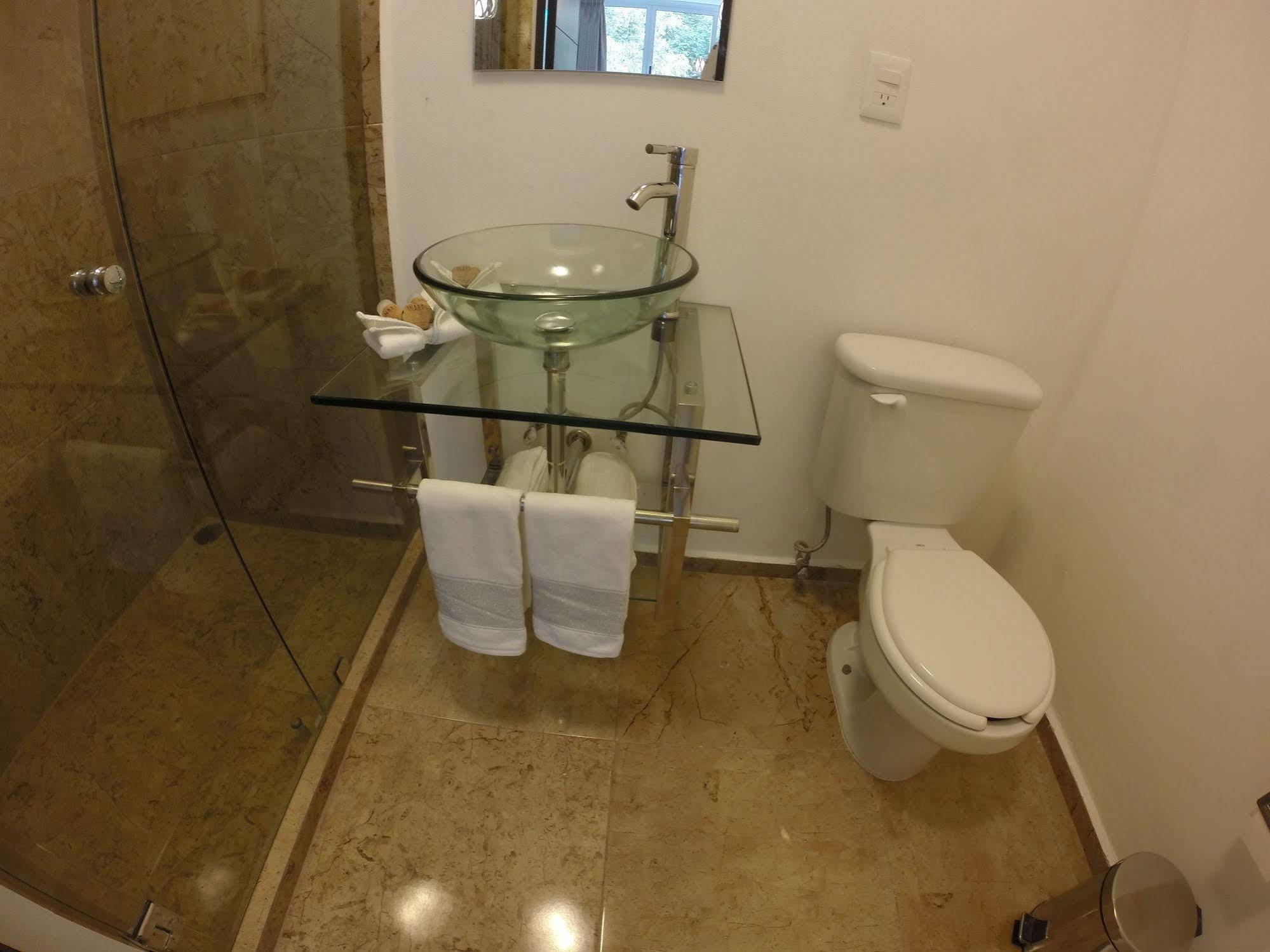Hotel Condesa 185 4*
