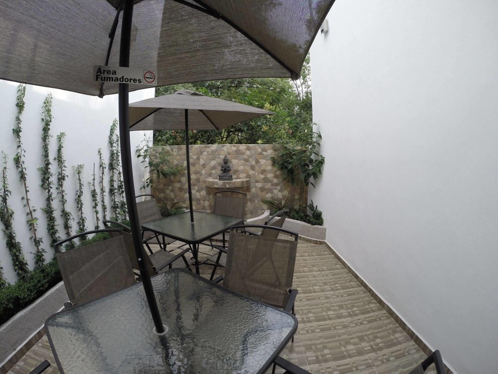 Hotel Condesa 185