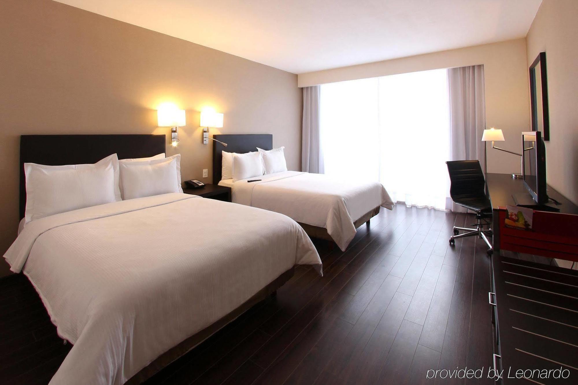Fiesta Periferico Sur Hotel