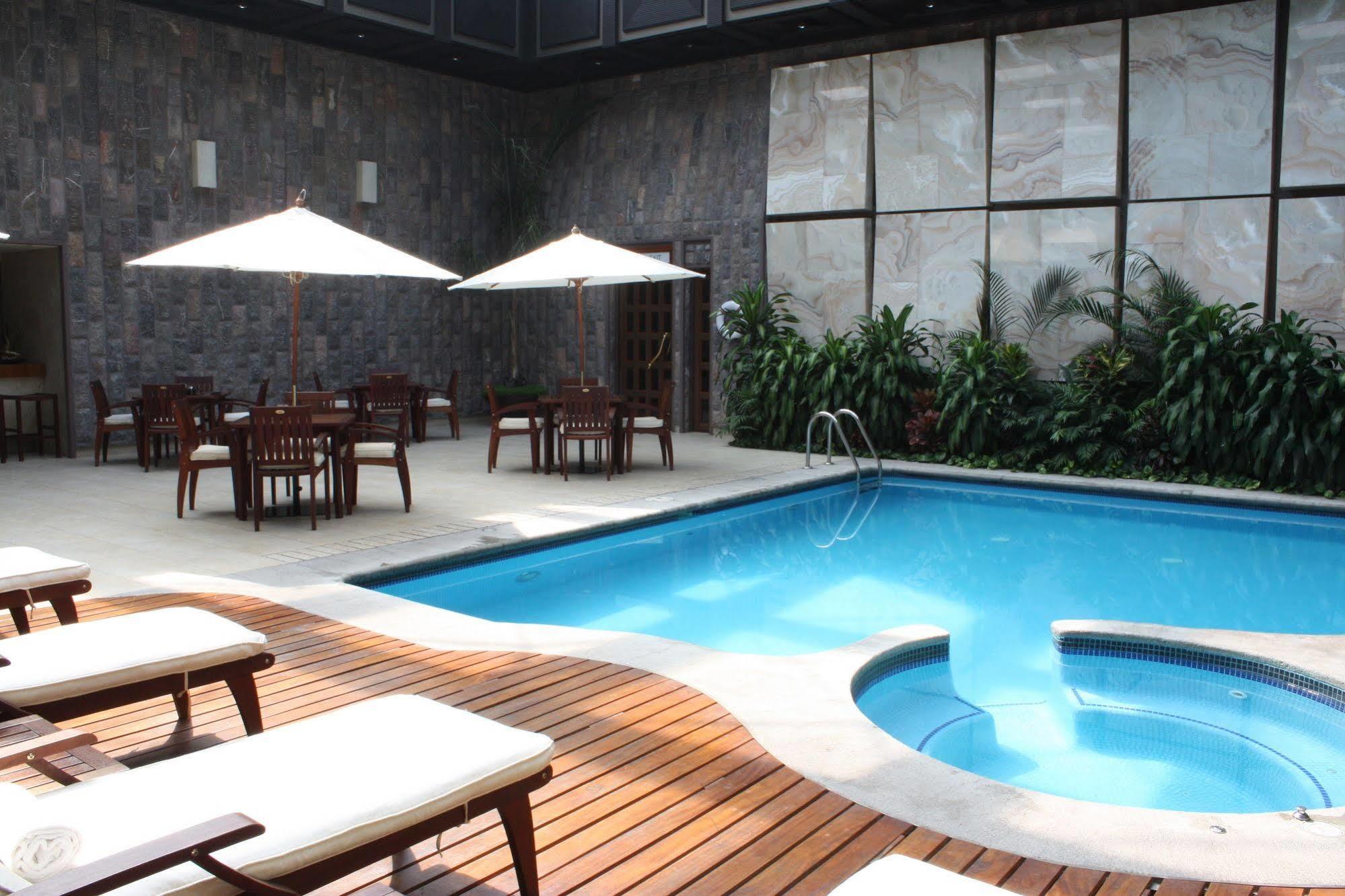 Hotel Exe Alameda Reforma 4*