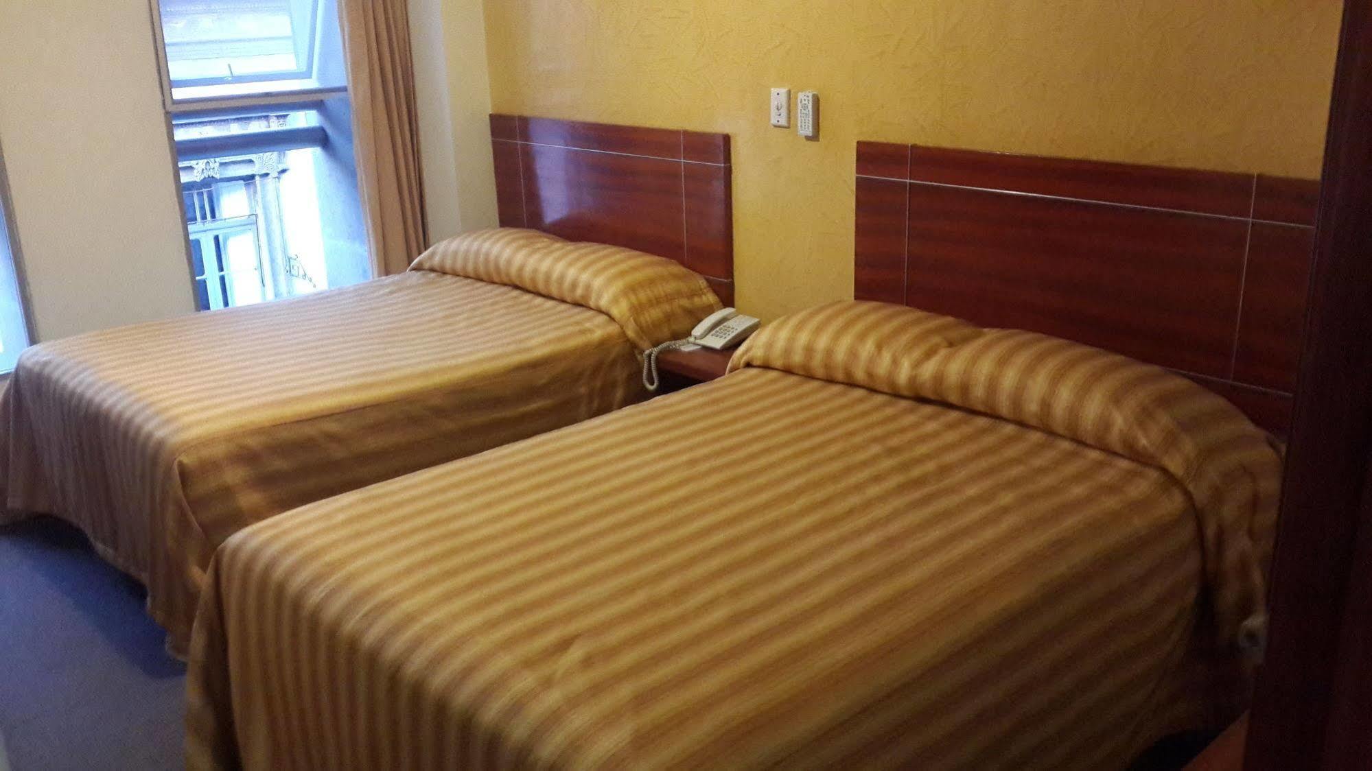 Hotel Roble
