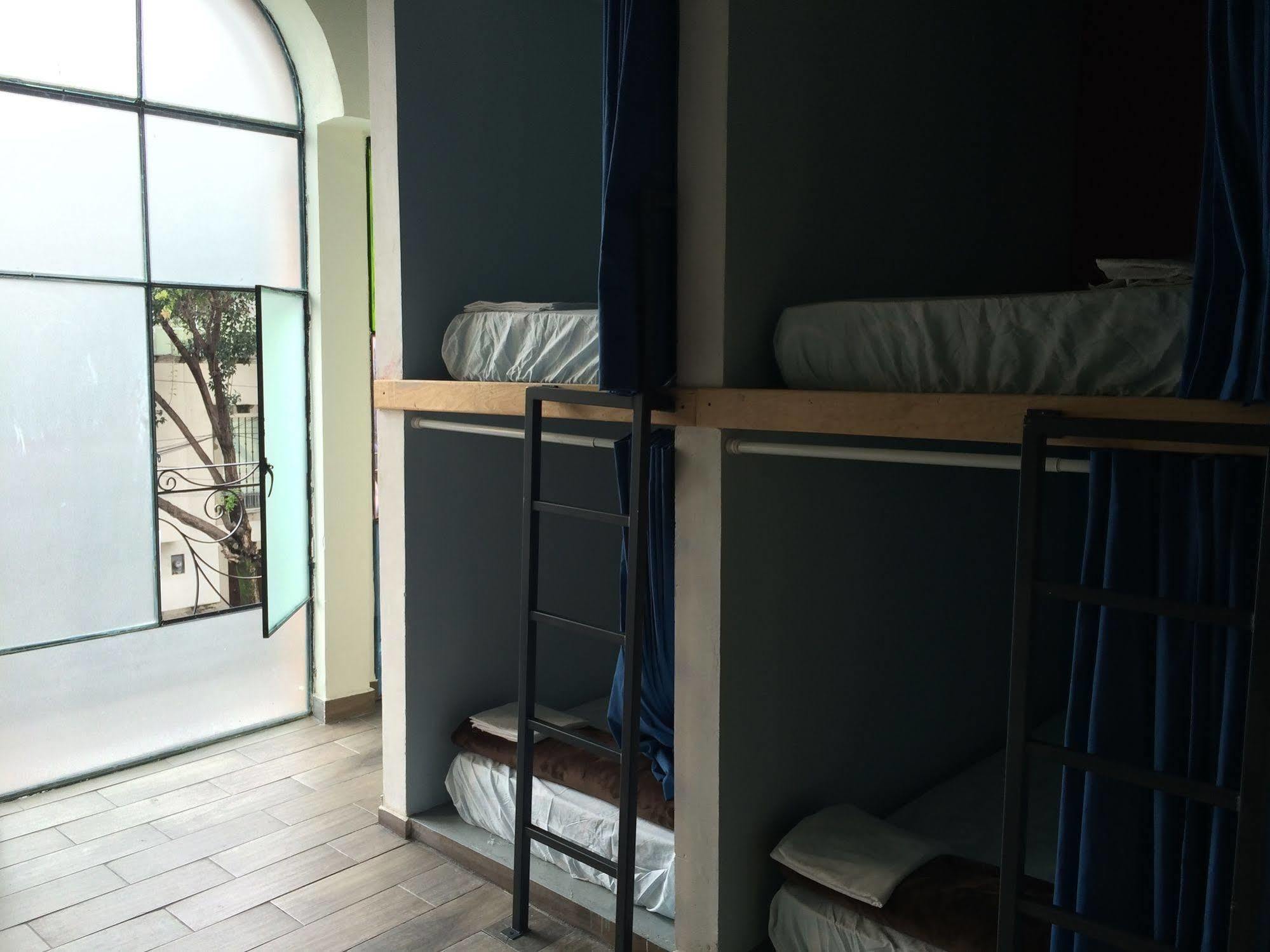 Hostal Capsule México DF