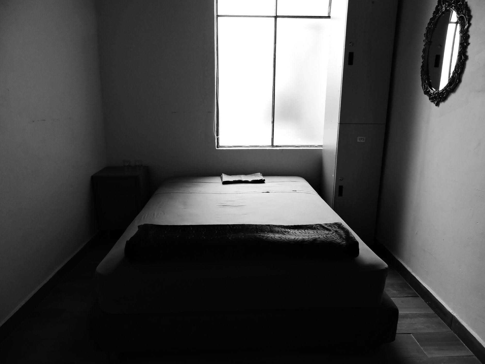 Capsule Hostal